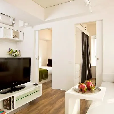 Ovolo West Kowloon Hotel Hong Kong