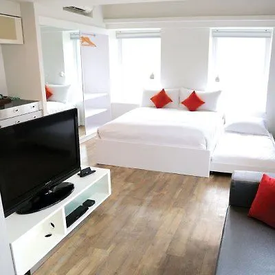 Ovolo West Kowloon Hotel Hong Kong