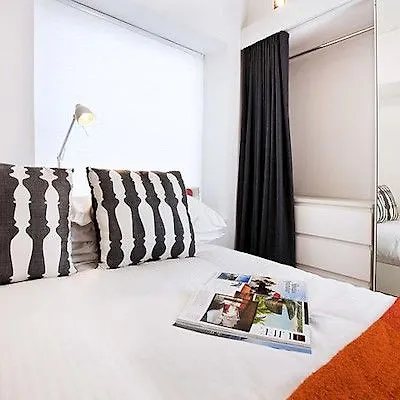 Ovolo West Kowloon Hotel Hong Kong