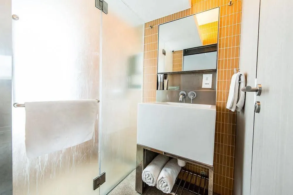 Ovolo West Kowloon Hotel Hong Kong