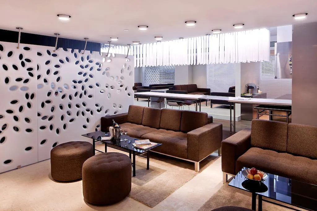Ovolo West Kowloon Hotel Hong Kong